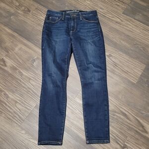 Women's Blue Jeans Size 8/28